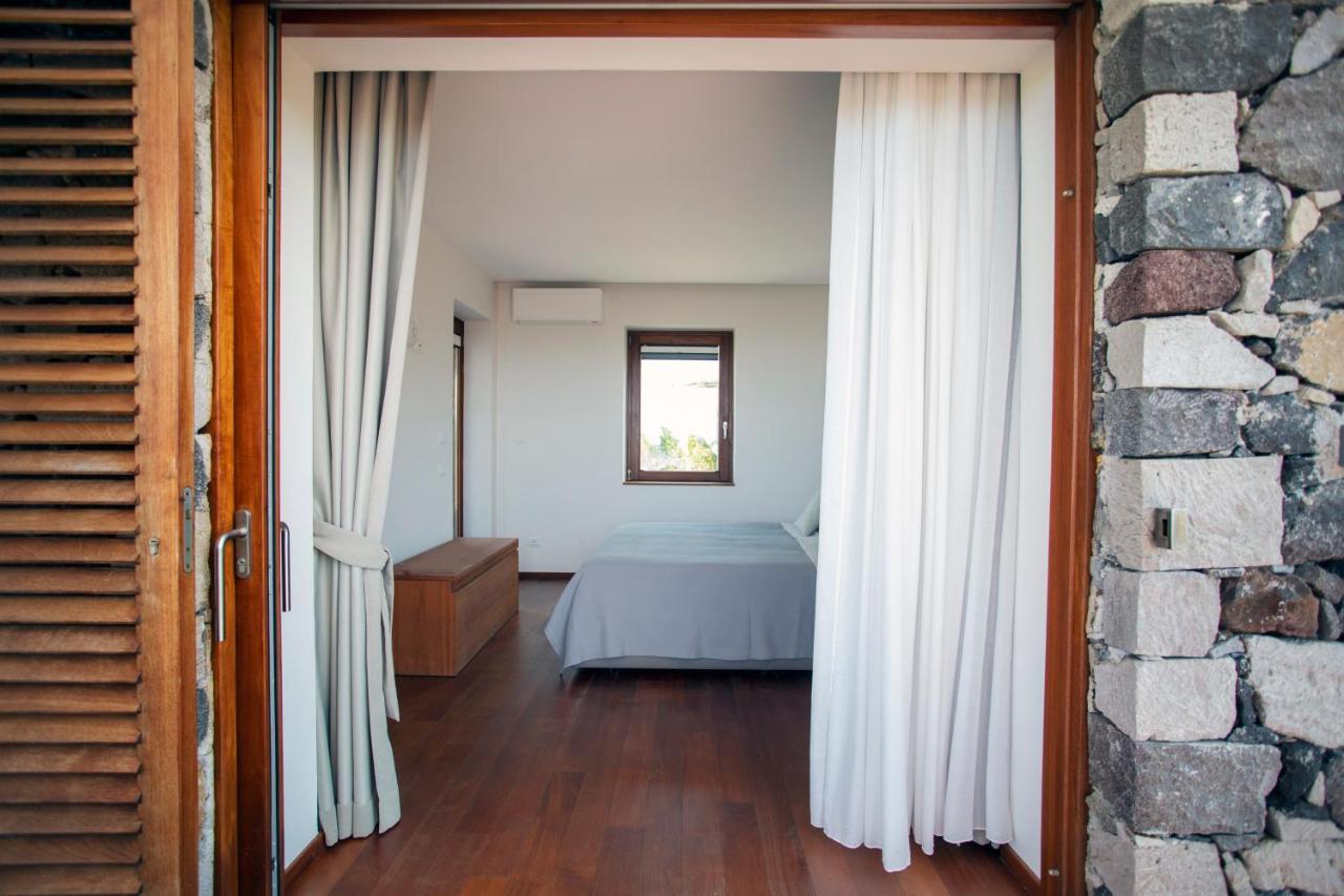 Tenuta Di Castellaro Winery & Resort Липари Екстериор снимка