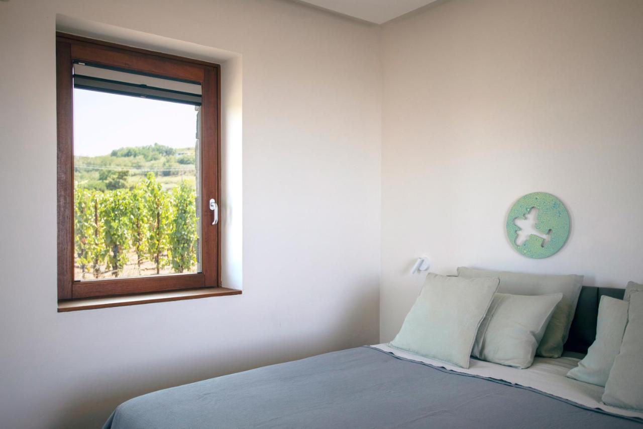 Tenuta Di Castellaro Winery & Resort Липари Екстериор снимка