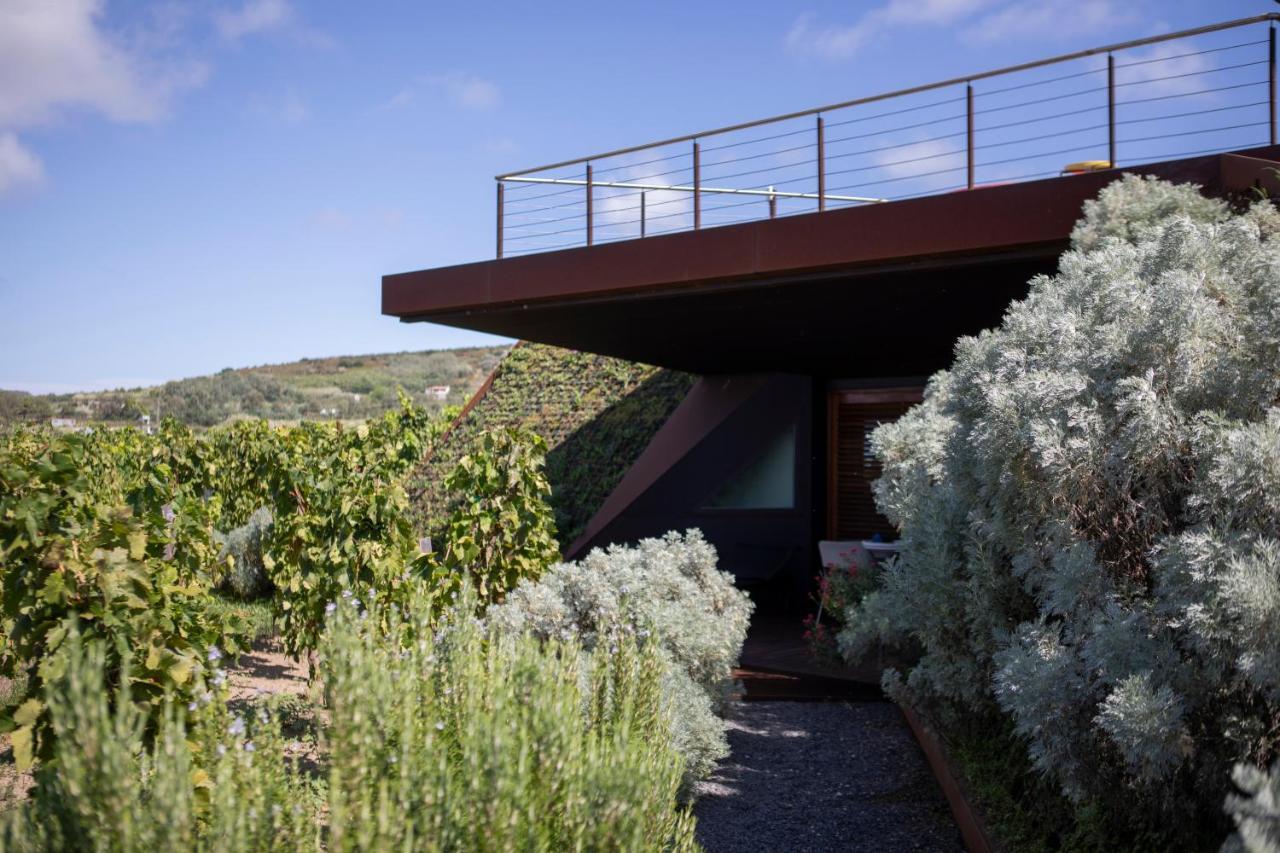 Tenuta Di Castellaro Winery & Resort Липари Екстериор снимка
