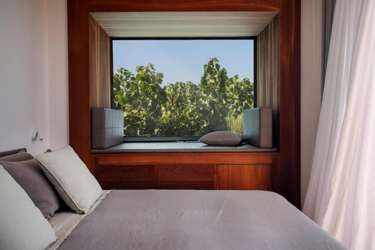 Tenuta Di Castellaro Winery & Resort Липари Екстериор снимка